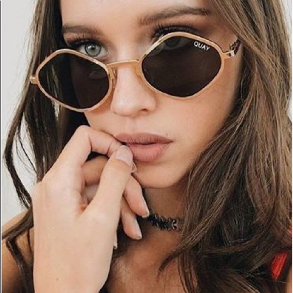 Quay x Kylie Purple Honey Sunglasses Gold/Green